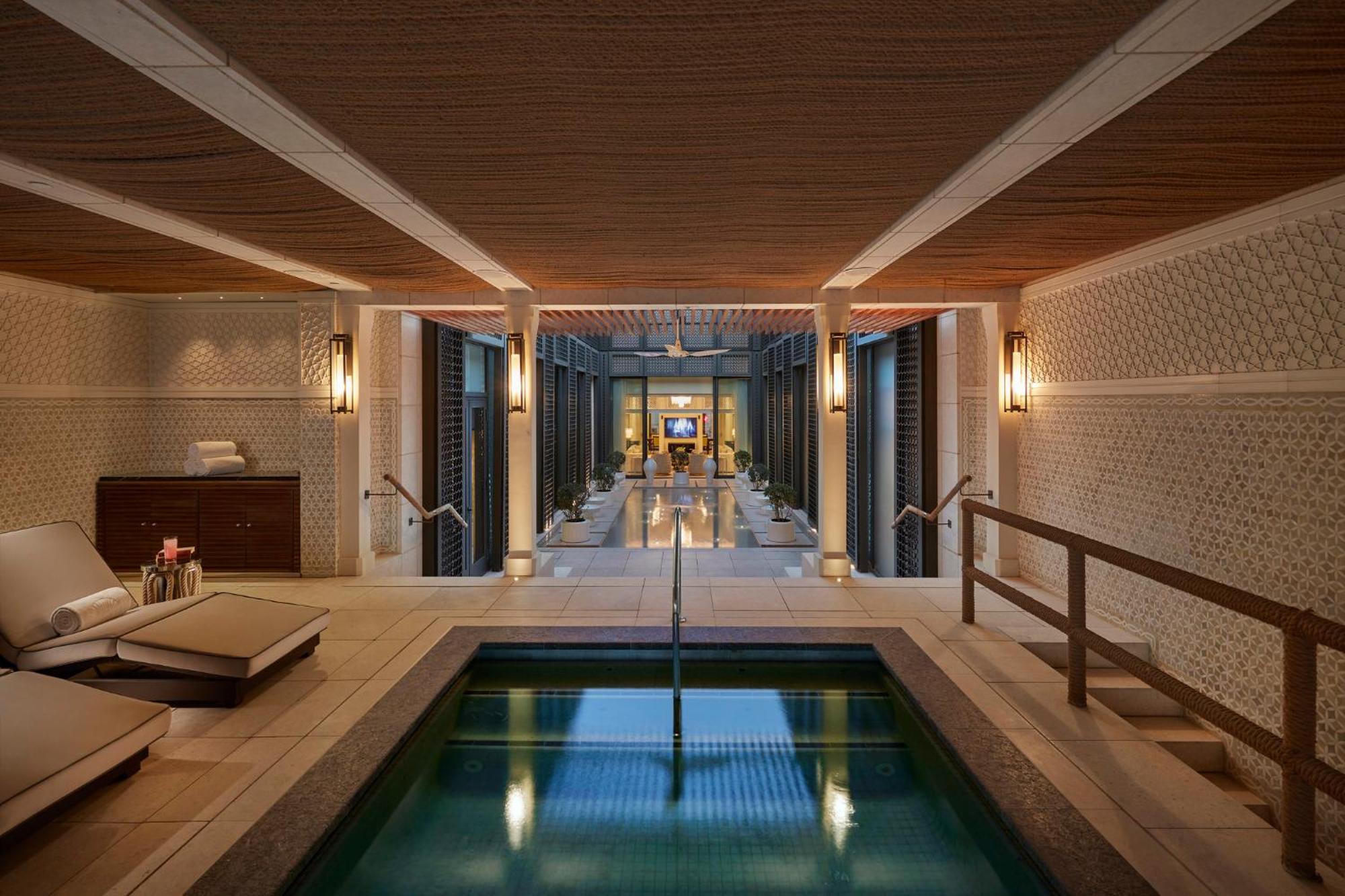 Hotel Mandarin Oriental, Dauhá Exteriér fotografie Spa at The Ritz-Carlton, DIFC