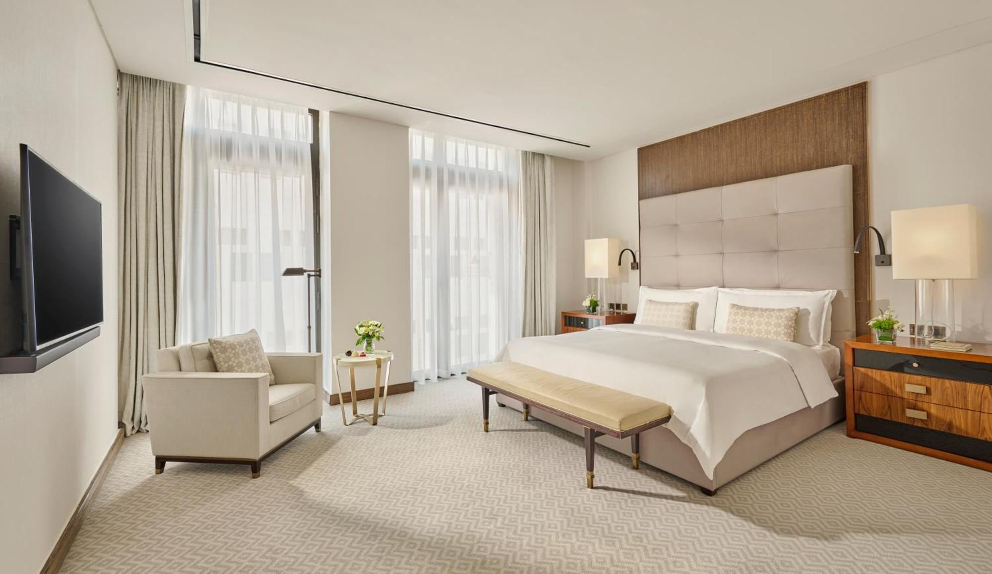 Hotel Mandarin Oriental, Dauhá Exteriér fotografie A bedroom at The Hari